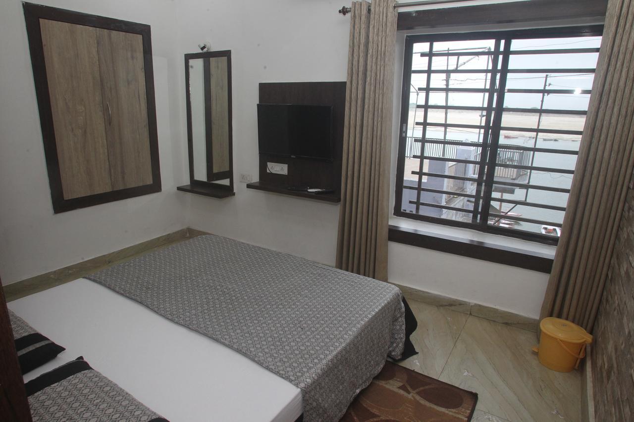 Alakhnanda Guest House فاراناسي المظهر الخارجي الصورة