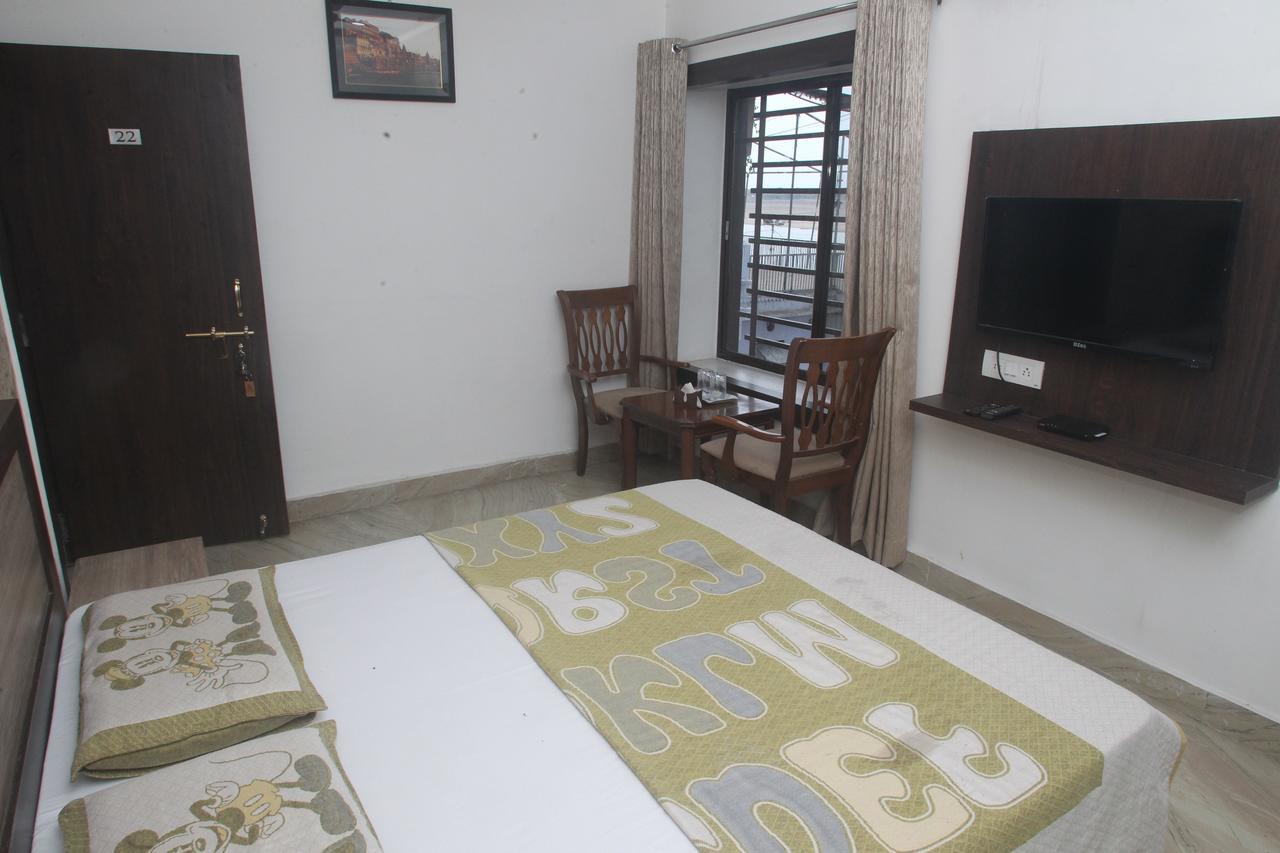 Alakhnanda Guest House فاراناسي المظهر الخارجي الصورة